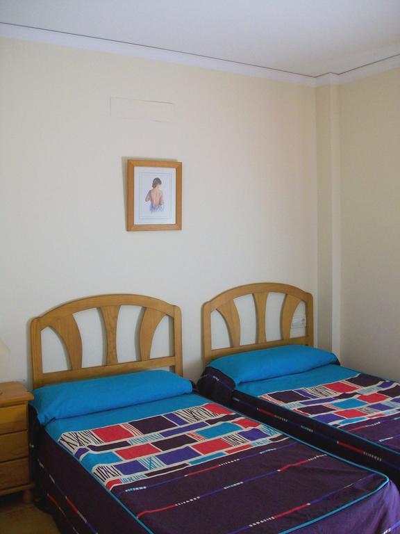 Apartamentos Par Tres - Oliva Nova Værelse billede