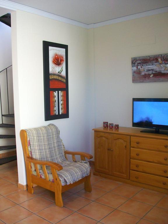 Apartamentos Par Tres - Oliva Nova Værelse billede