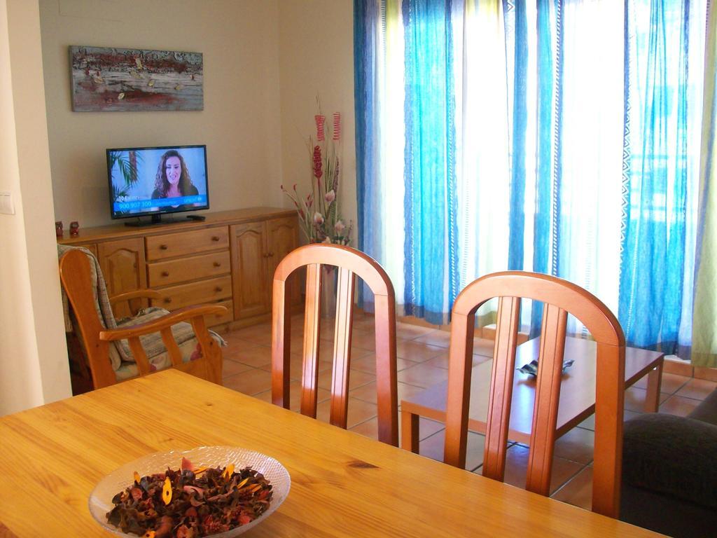 Apartamentos Par Tres - Oliva Nova Værelse billede